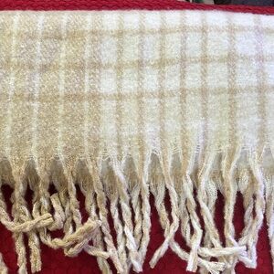 Steve Madden large scarf/shawl